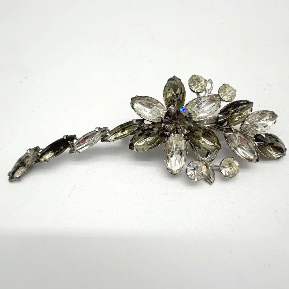 Vintage Smoky Gray Clear Rhinestone Flower Spray Brooch